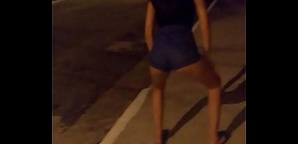  Novinhas gostosas robolando ao som do funk